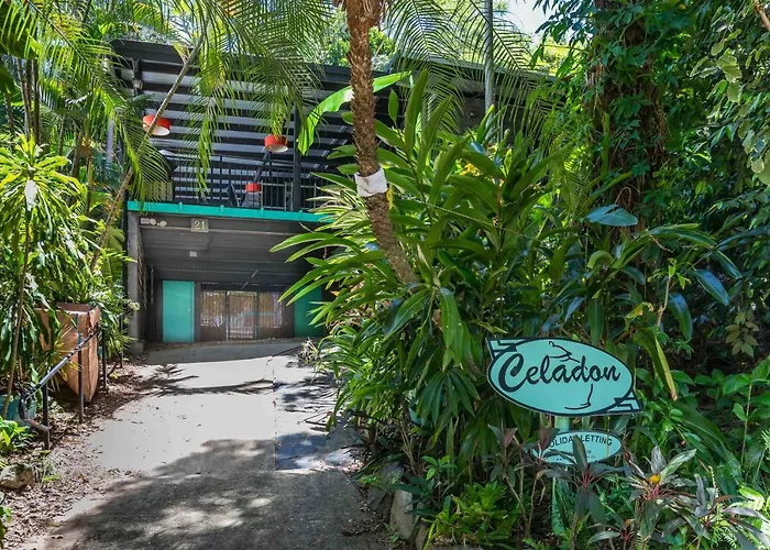 Celadon Holiday House
